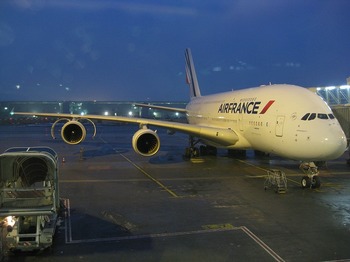 エールフランスA380＠パリ2.jpg